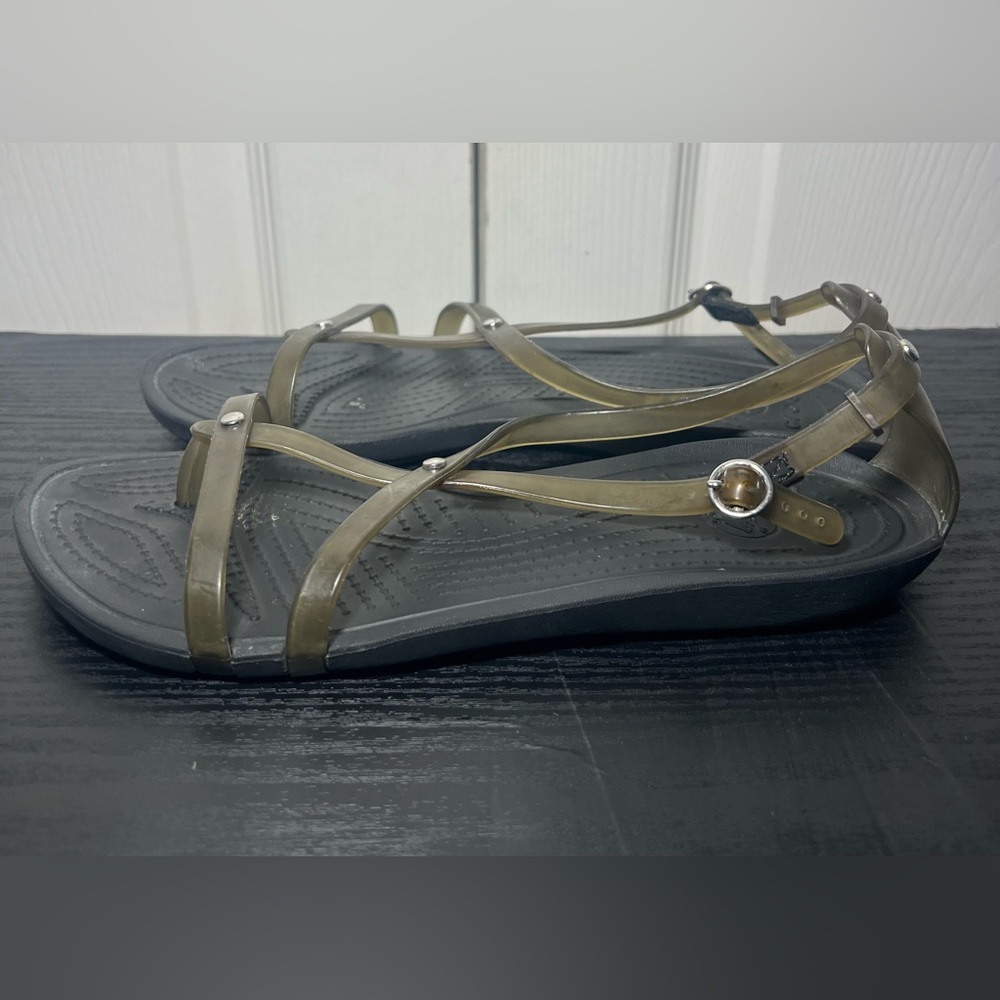 Women's Crocs Isabella Strappy Sandals Olive Smokey Brown Thong - Picture 10 of 12